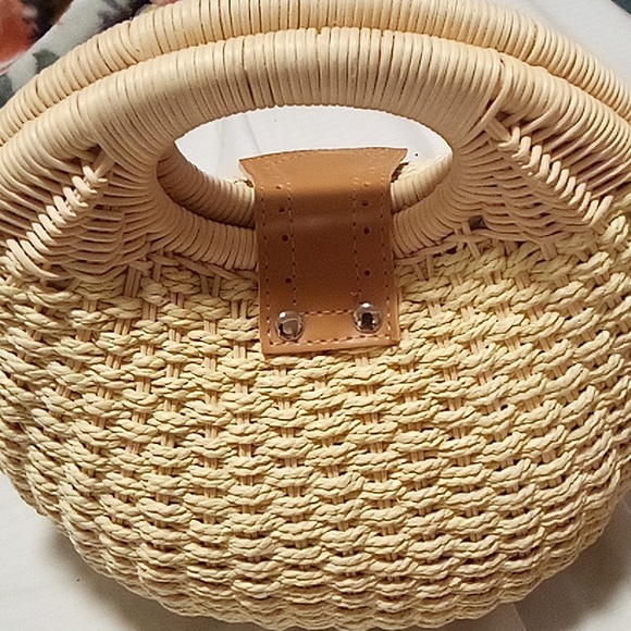 Straw round Purse by Ceylon - Picture 3 of 6